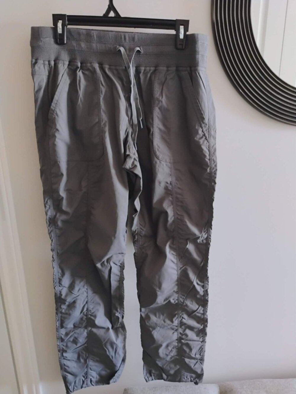 Shambhala Woven Ease Tapered Pants Size Large-Gray